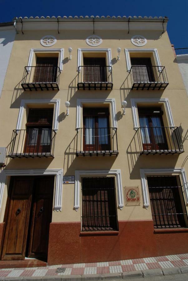 Apartamentos San Juan 16 Archidona Bagian luar foto